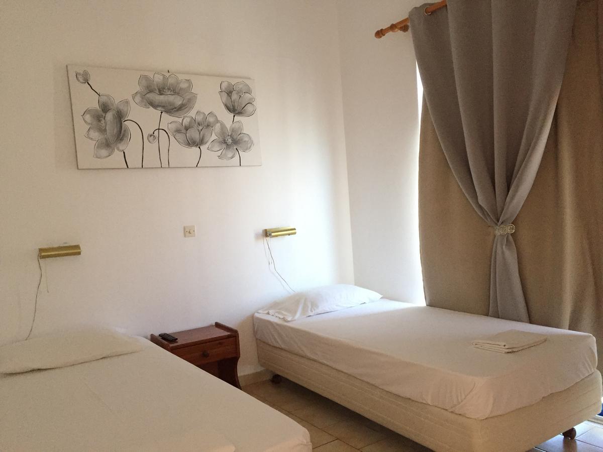Bay Holiday Hotel & Spa Karavómilos Buitenkant foto