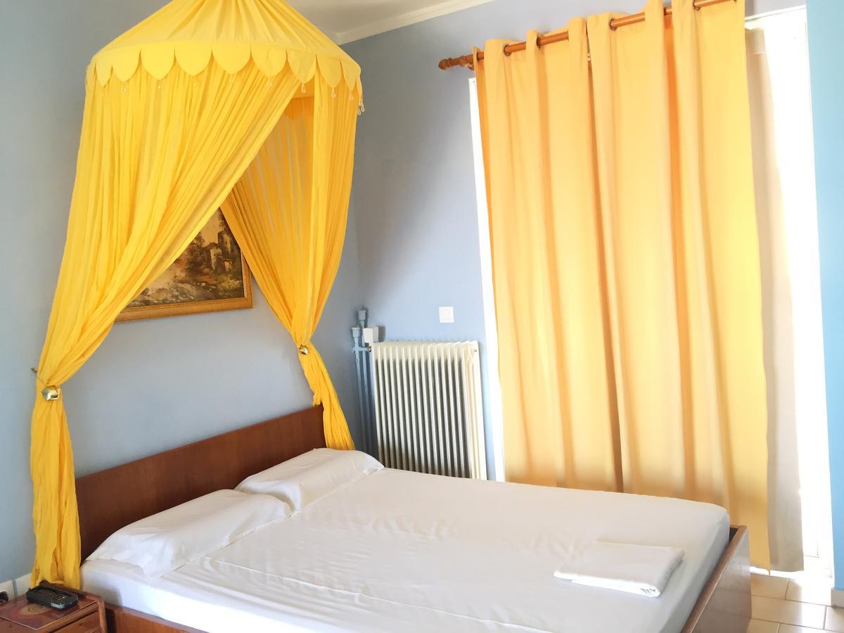Bay Holiday Hotel & Spa Karavómilos Buitenkant foto